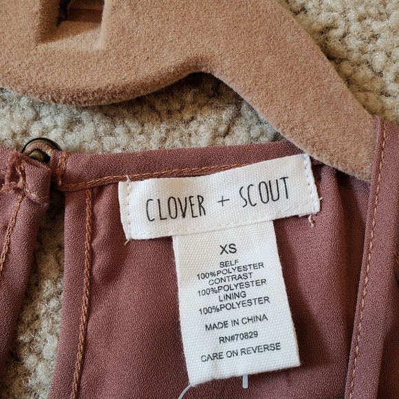 Gold Sparkly Tank Top - Picture 6 of 7